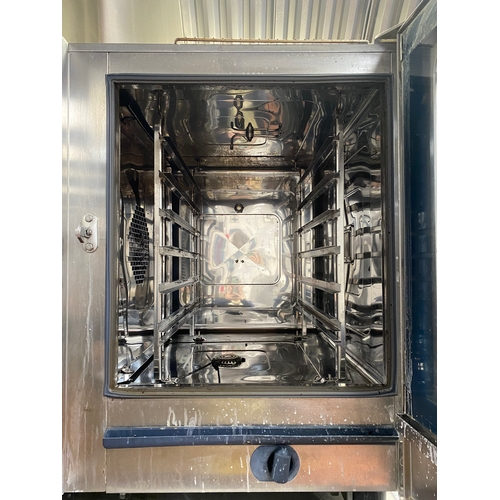 11 - Rational China Plus Combi 61 10kw stainless steel oven.
900mm D 840mm W 840mm H