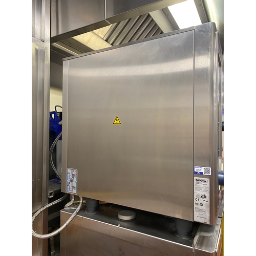 11 - Rational China Plus Combi 61 10kw stainless steel oven.
900mm D 840mm W 840mm H