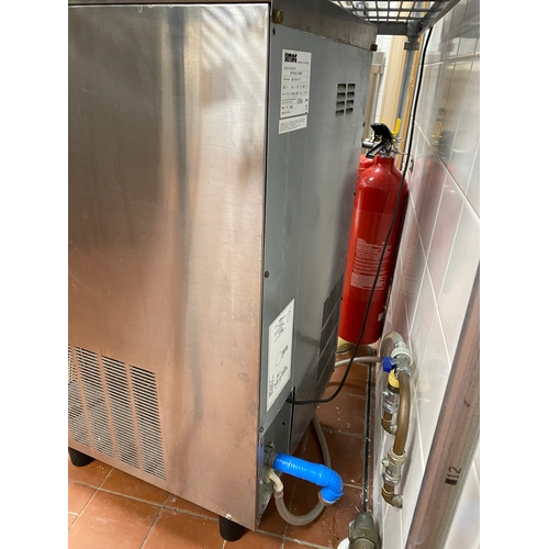 29 - Simag SCN 45 Ice machine on feet. SCN 45 as 230/50/1 
 Serial No. 1159 11F 
 490mm W 580mm D 950mm H