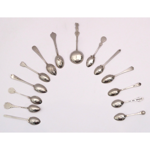 110 - A collection of novelty golf interest novelty tea and coffee spoons - the earliest 1923, mostly mid-... 