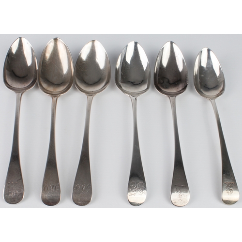 146 - A matched set of six Georgian Old English pattern table spoons, (a pair and 4 singles) (345 g)