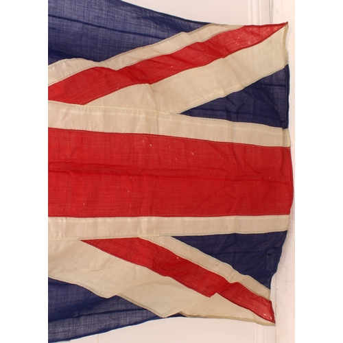 666 - A vintage 3-yard Union Jack (267 x 137 cm)