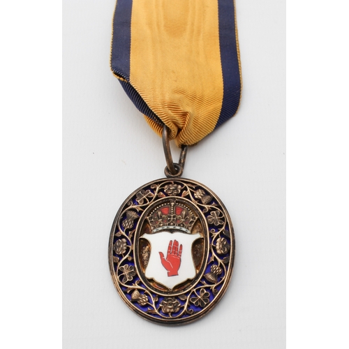 687 - A silver-gilt and enamel baronet's badge - the reverse engraved 'Carden of Molesey - 1887', Royal Mi... 