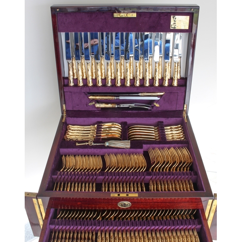 170 - A fine 'Jubilee Canteen' of 23ct gold on silver plated flatware by Carrs of Sheffield - c.2002, issu... 