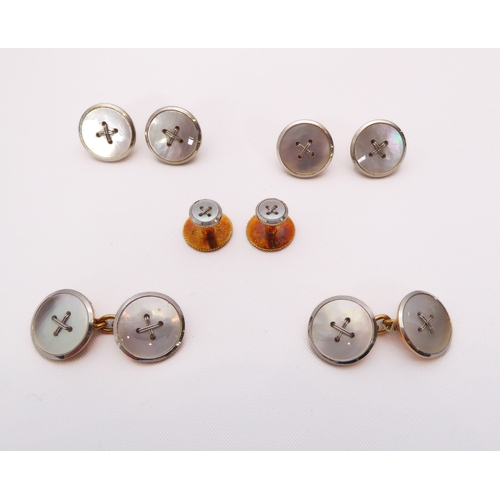 179 - A good cased set of 18ct gold, platinum and mother of pearl cufflinks and shirt and collar studs - 1... 