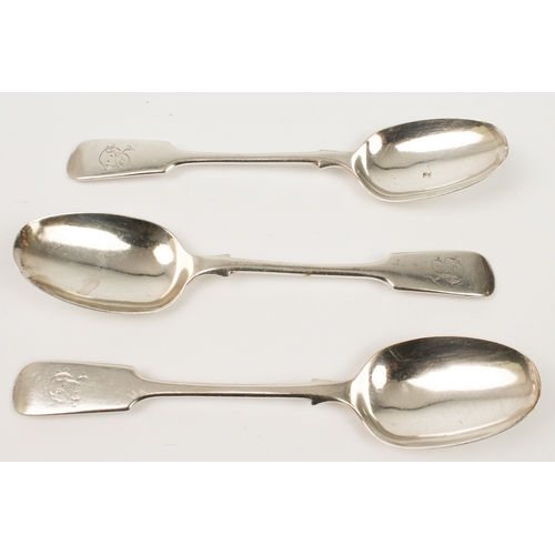 110 - A collection of 19th and early 20th century silver teaspoons - mostly OEP and fiddle pattern, plus a... 