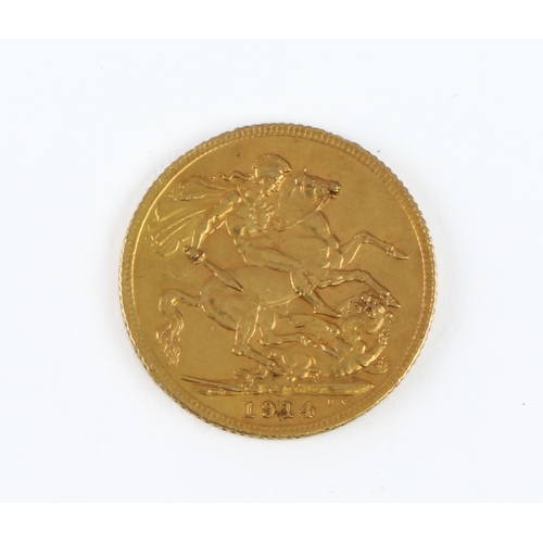 765 - A George V gold full sovereign, 1914 - London mint.
 * 10% + VAT buyer's premium will be charged on ... 