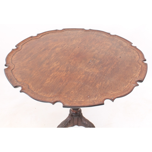 437 - A George II style carved mahogany birdcage tilt-top tripod table - late 19th / early 20th century, t... 