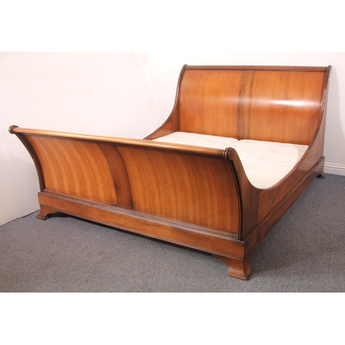 501 - A cherrywood king size sleigh bed by 'And So To Bed' - with the slats, two-part bed base, (no mattre... 