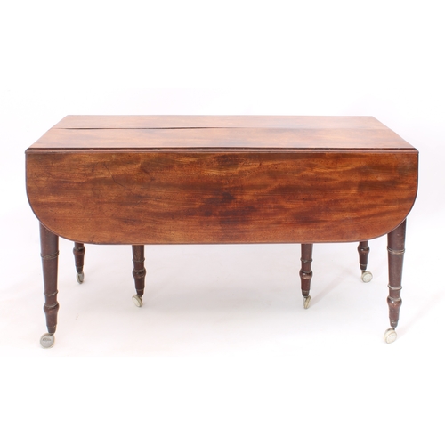 543 - A Regency mahogany dropflap extending dining table with concertina action - the rectangular dropflap... 