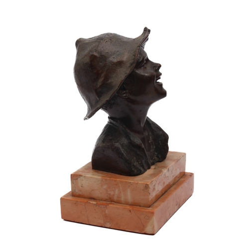 701 - Giovanni di Martino (187-1935): a bronze bust of a boy - with head slightly raised and with a laughi... 