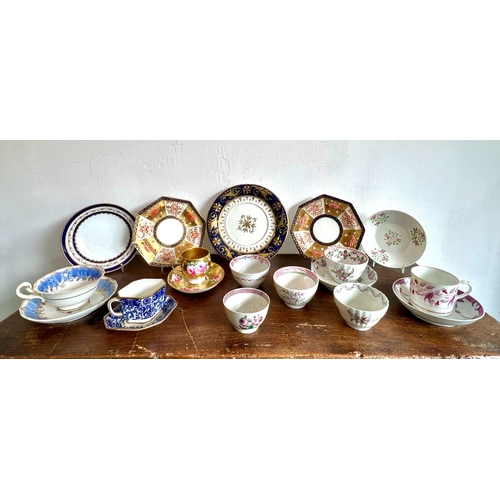 19 - A collection of 18th and 19th century teacups, tea bowls and coffee cans - including seventeen cups ... 