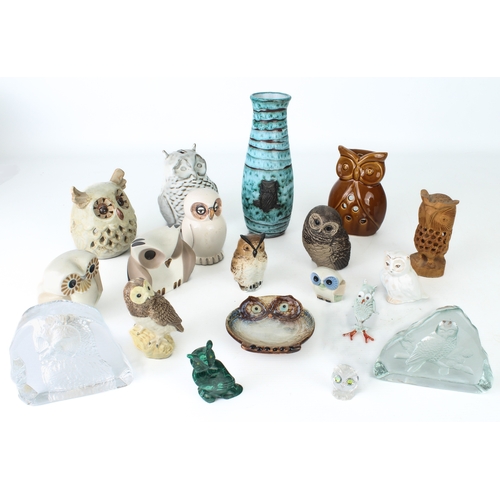 30 - A small collection of Owls in pottery, bone china, glass, carved stone and carved wood - including a... 