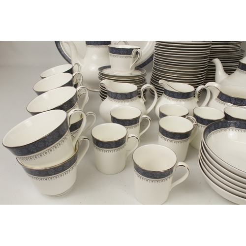 54 - A Royal Doulton 'Sherbrooke' tea and dinner service:
 12 x 27 cm, 12  x 20.5 cm and 13 x 16.5 cm pla... 