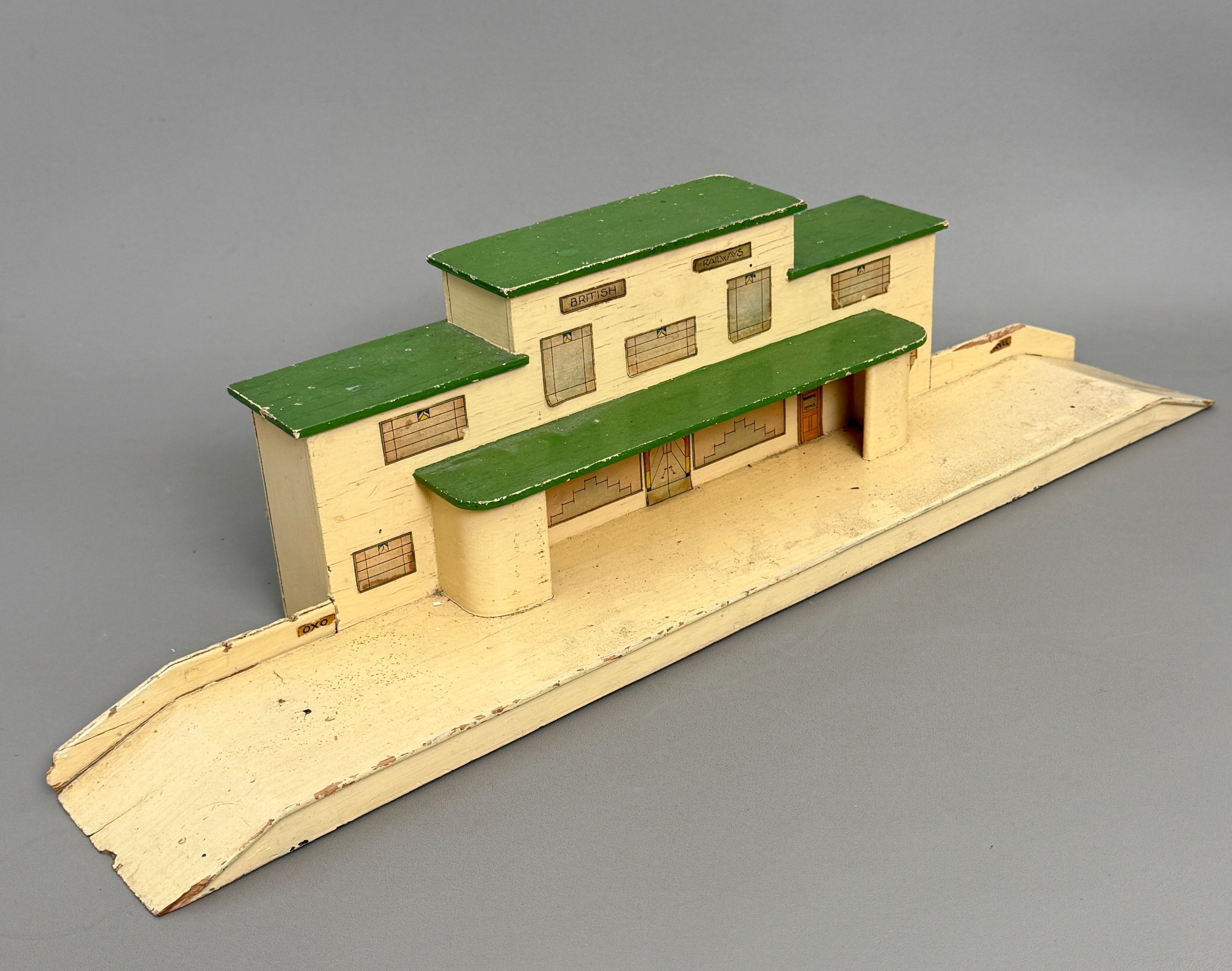 A Hornby Dublo pre war railway platform - wooden, painted green and ...