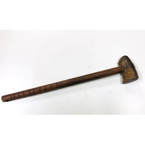 593 - Ethnographical: A late 19th Century / early 20th Century African wooden handled Throwing Club, with ... 