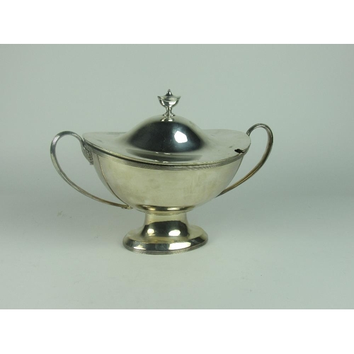 12 - A quality 19th Century boat shaped silver plated Soup Tureen and Cover, with reeded rims and handles... 