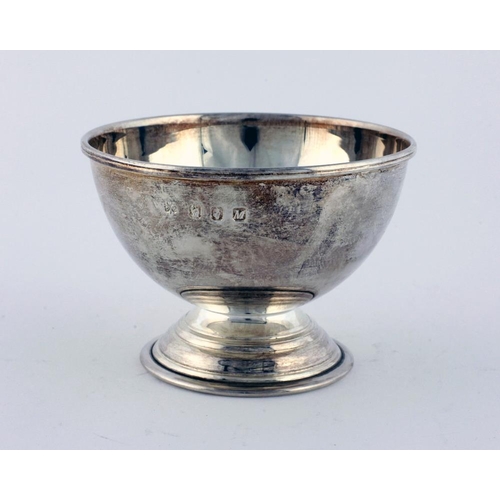 43 - A 20th Century Irish silver Bowl, c. 1960's, the plain decorated bowl on a simple turned circular ba... 