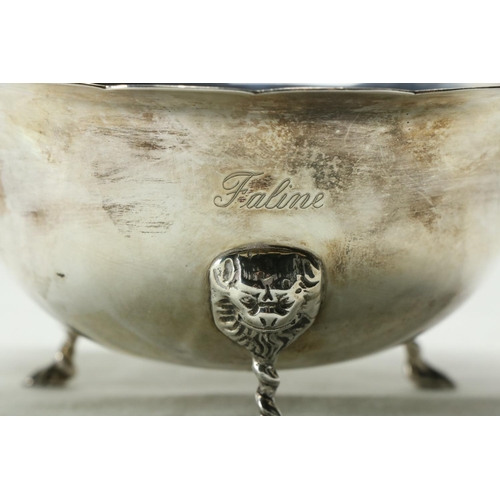 196 - An Irish silver Sugar Bowl, with 1916 - 1966 commemoration mark by B.M. Dublin, with shaped rim on t... 