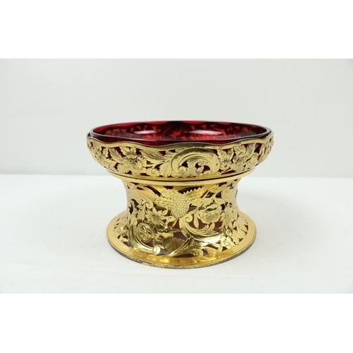 222 - A fine quality Edwardian silver gilt Dish Ring, decorated in the Georgian chinoiserie taste with pie... 