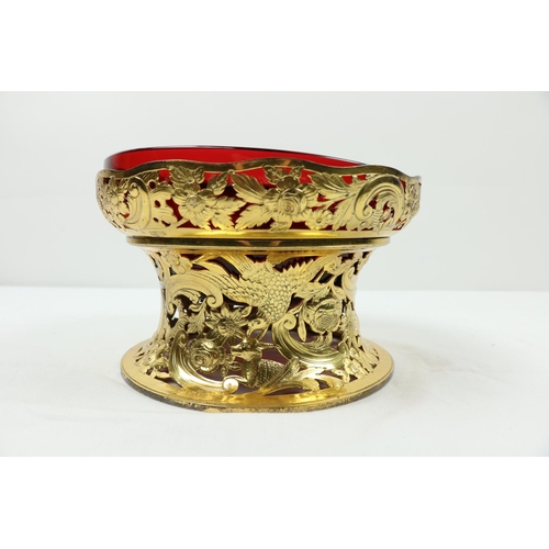 222 - A fine quality Edwardian silver gilt Dish Ring, decorated in the Georgian chinoiserie taste with pie... 