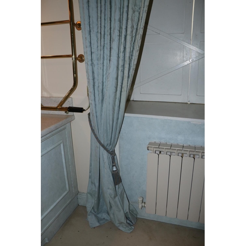 69 - Two pairs of lined salmon coloured Curtains, 274cms drop x 183cms wide (9' x 6'), with attractive dr... 