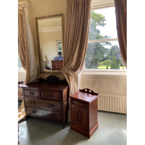 89 - A pair of carved mahogany Bedside Cupboards, in the Edwardian style, 18'' (46cms)w; together with an... 