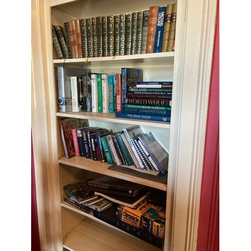 644 - A large quantity of Books, (in bookcase), mostly modern fiction, biography, history and Irish Art, a... 