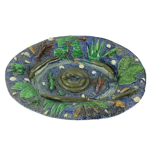 91 - A large Majolica Palissy type oval Dish, with fish, shell fish, reptiles and seaweed in relief, 18 1... 