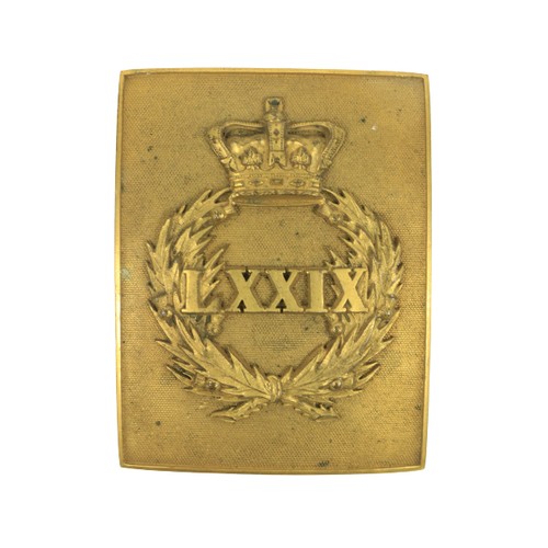 915 - A gilt brass Officer's Belt Badge, for the 79th Queen's Own Cameron Highlanders, 4