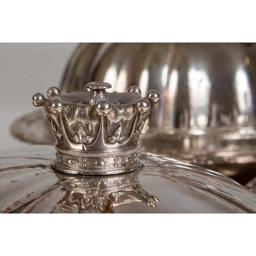 749 - An important set of early 19th Century Sheffield silver plated and crested Serving Service, comprisi... 