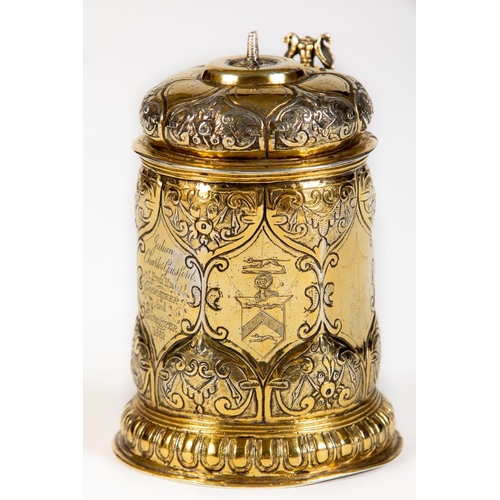 784 - A rare German silver gilt Tankard, engraved, probably Augsburg, early 17th Century, control mark 12.... 