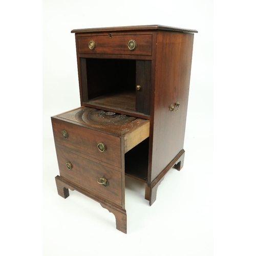 249 - A good 19th Century ebony strung mahogany Bedside Commode and Pot Cupboard, with hinged square top a... 