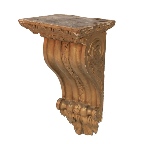 319 - A fine quality Georgian period carved wooden and gilt decorated Wall Bracket, the top with egg n' da... 