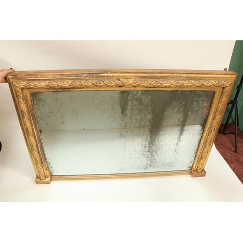 459 - A very good quality large late 18th Century / early 19th Century rectangular giltwood Overmantel, pr... 