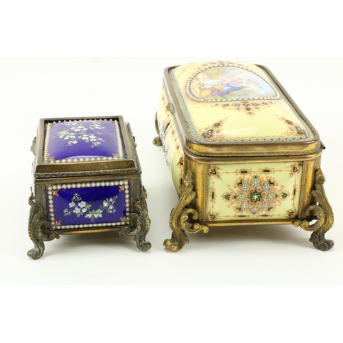 23 - An attractive 19th Century French ormolu mounted Casket Jewellery Box, of rectangular shape, the dom... 