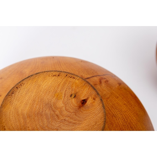 225 - Brother Ciaran Forbes, O.S.B., Irish (b. 1942-2022)A large beech turned wooden Bowl, Signed on base,... 