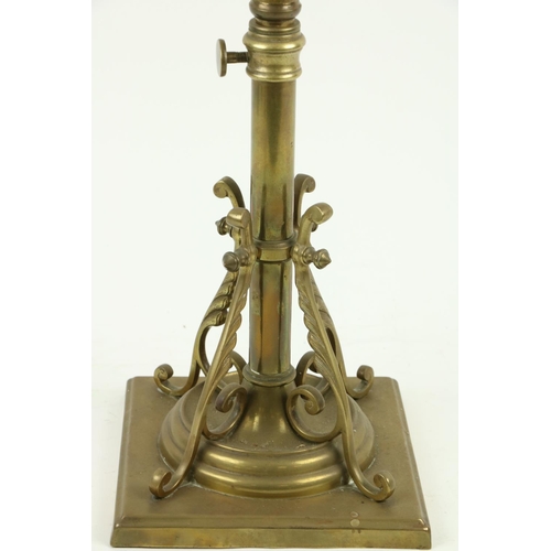 256 - A good telescopic brass and cutglass Oil Lamp, with cutglass reservoir and etched bulbous glass shad... 