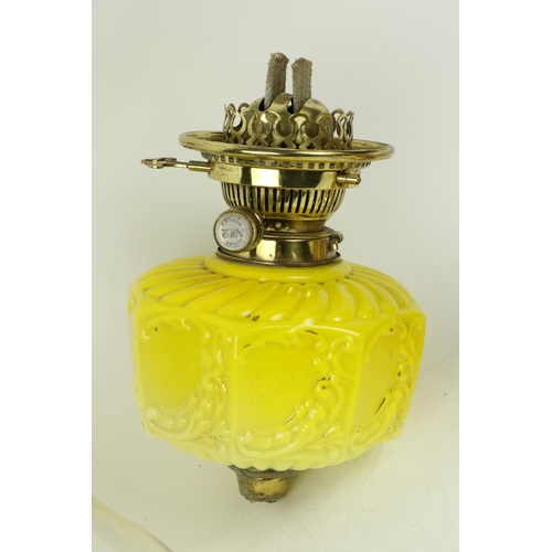 333 - A very attractive late 19th Century Corinthian style brass Oil Lamp, on square stepped base, a mould... 