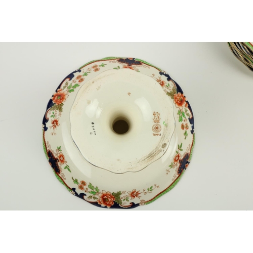 480 - A 14 piece Royal Doulton Dessert Service, comprising a pair of oval boat shaped Serving Bowls, a pai... 