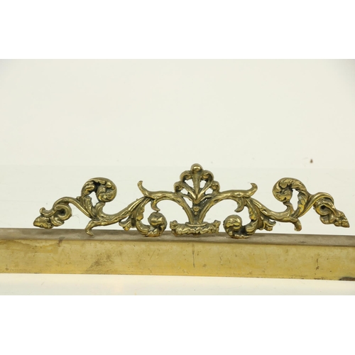 1035 - A heavy brass Fender, with horse decorated ends and floral centre relief on plinth base, approx. 154... 