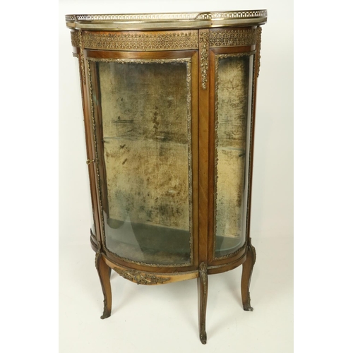 1100 - A small French brass mounted walnut Vitrine, with pierced brass gallery and four glass panels o... 