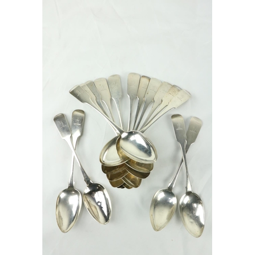 690 - A fine set of 15 large late George III Irish silver Table Spoons, Dublin c. 1811, maker GN in an ova... 