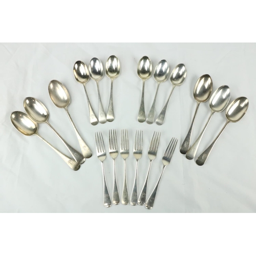 693 - A good matching suite of English silver Cutlery, consisting of 6 Table Spoons, 6 Dessert Spoons, and... 