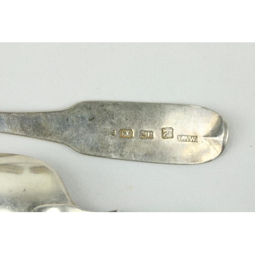 706 - A set of 5, Irish silver Dessert Spoons, by Law, Dublin, c. 1806; a set of 3 rat-tail similar ditto,... 