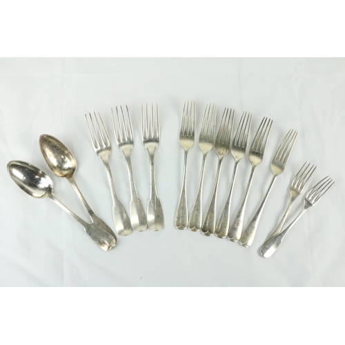 708 - A heavy set of 6 English silver Dinner Forks, London c. 1891, approx. 14ozs; and a set of matching F... 