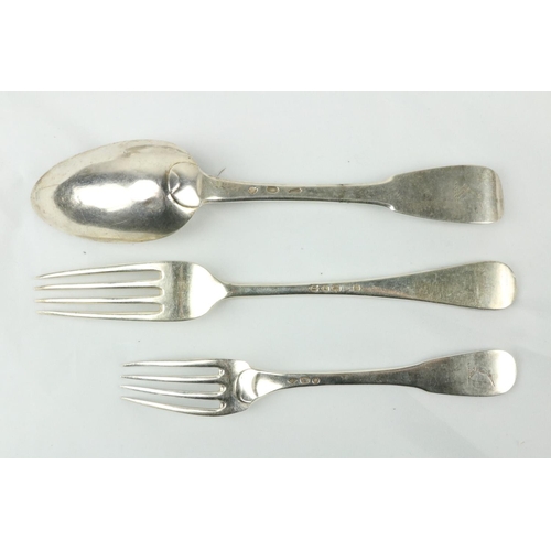 708 - A heavy set of 6 English silver Dinner Forks, London c. 1891, approx. 14ozs; and a set of matching F... 