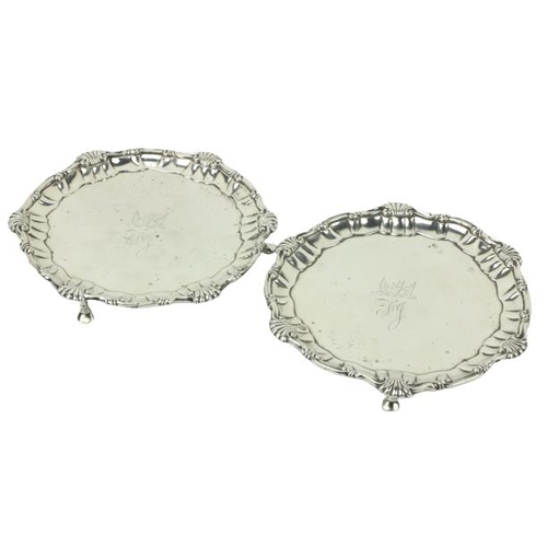 661 - A good pair of Irish Provincial silver crested Card Trays or Waiters, by Michael McDermott, Cork c. ... 