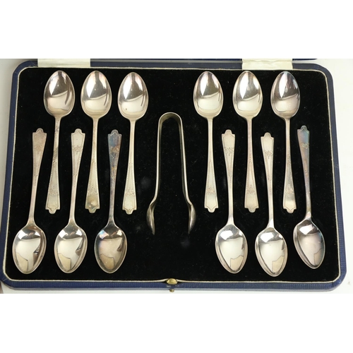 116 - A set of silver plated Dinner Service, (12 knives, 12 forks) retailed by Weir & Sons, Dublin &am... 