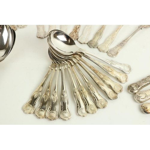 15 - A Canteen of Kings pattern silver plated Cutlery,  comprising:14 Dinner Knives17 Dinner Forks11 Soup... 